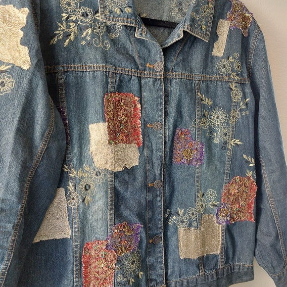 CHICO'S PATCHWORK EMBROIDERED JEAN JACKET - Picture 12 of 13